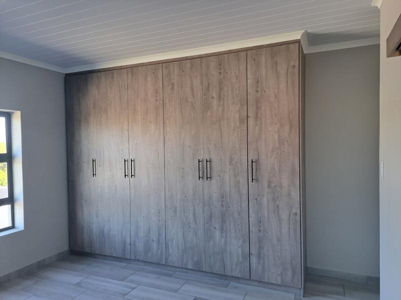 4 Bedroom Property for Sale in Pearly Beach Western Cape